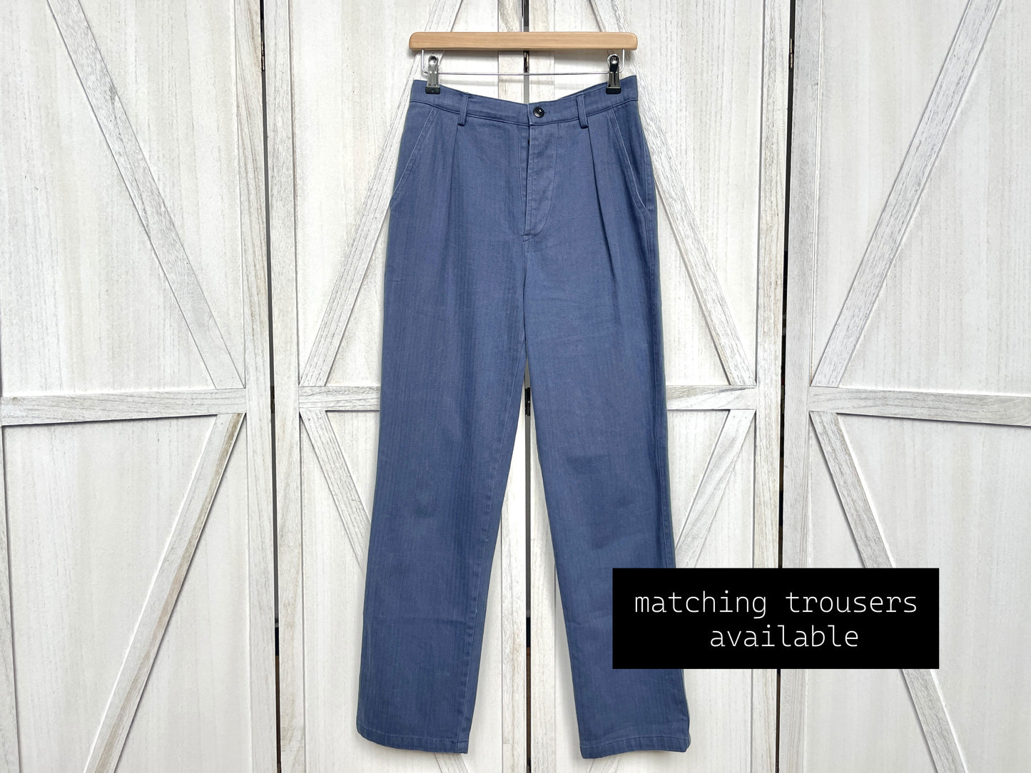 Arbeitsjacke aus Baumwolltwill mit Fischgrätenmuster, Indigoblau