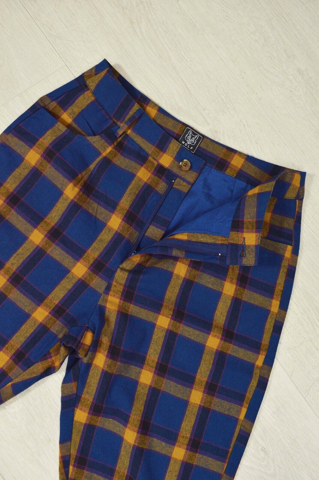 Karierte Hose mit hoher Taille und Schottenmuster in Blau