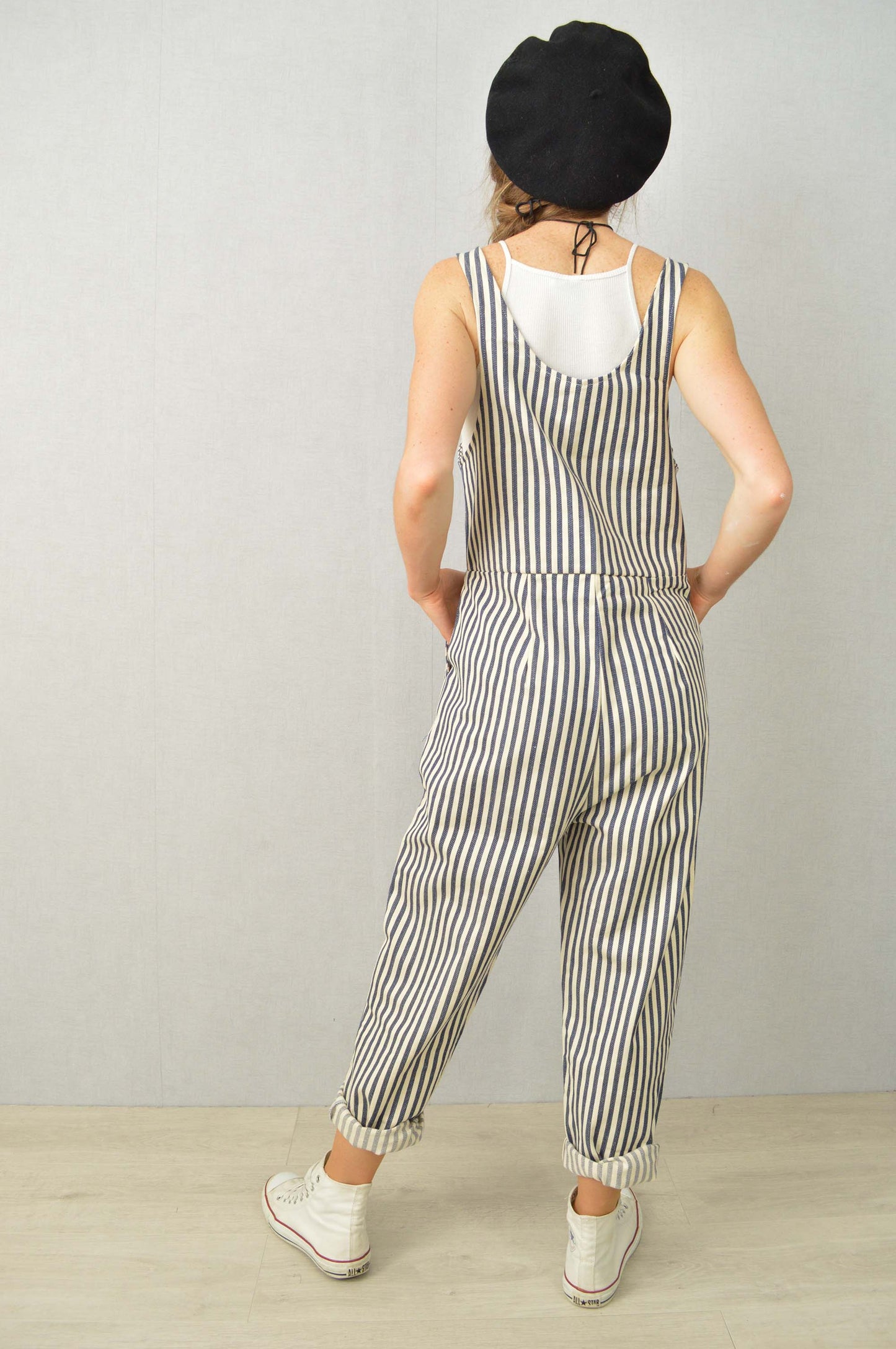 Gestreifte Latzhose aus Hickory