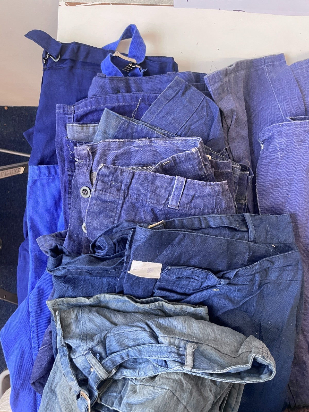 4 x French Workwear Trousers x European Distressed Chore Pants - Wholesale Job Lot