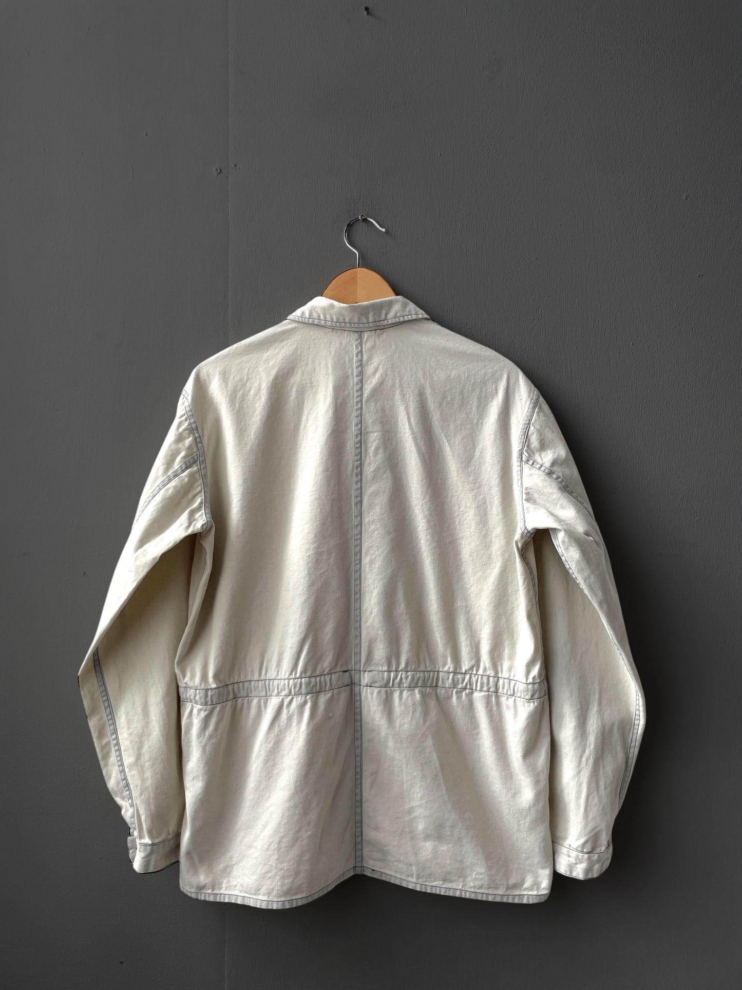 Workwear-Jacke aus verblichener gebleichter Baumwolle