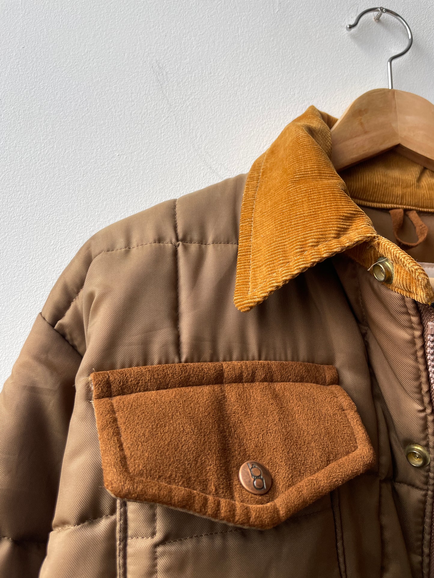 Vintage USA Made Quilted Shooting Hunting Jacket - L