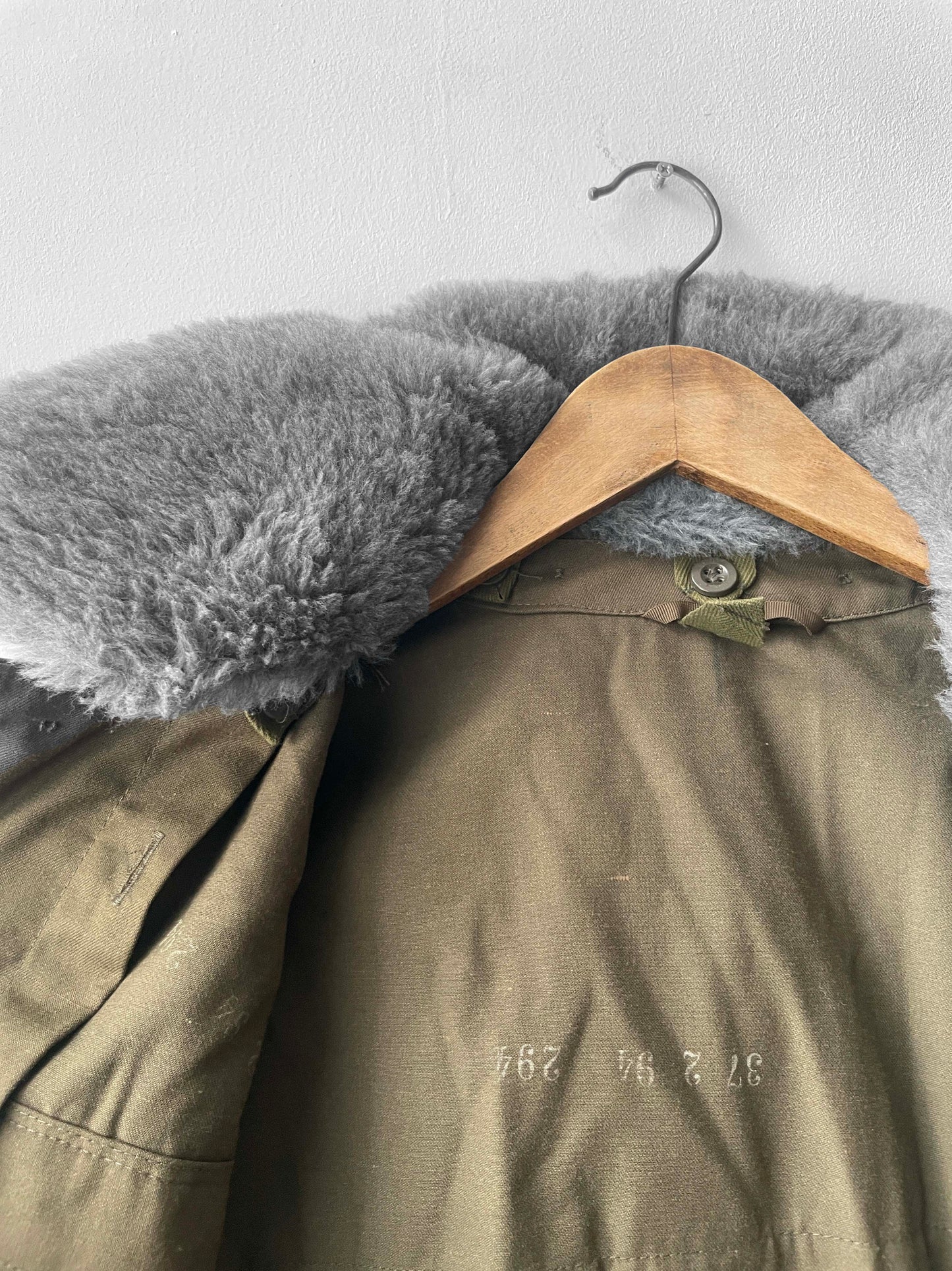 Vintage 1989 Czech Military Jacket Fur Collar