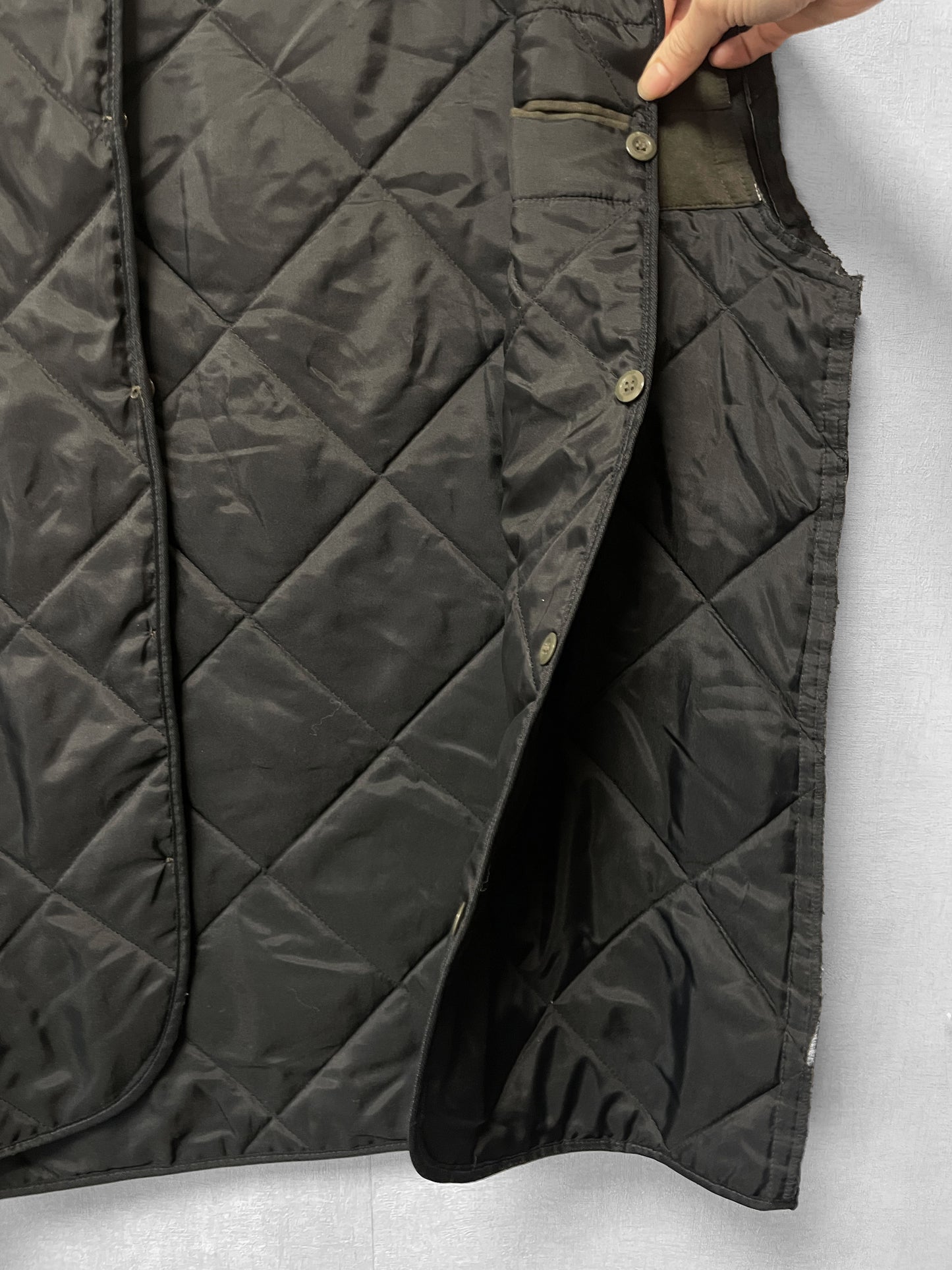 Vintage Sleeveless Black Liner