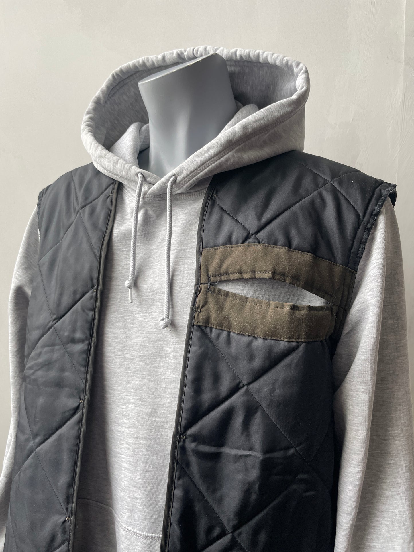 Vintage Sleeveless Black Liner