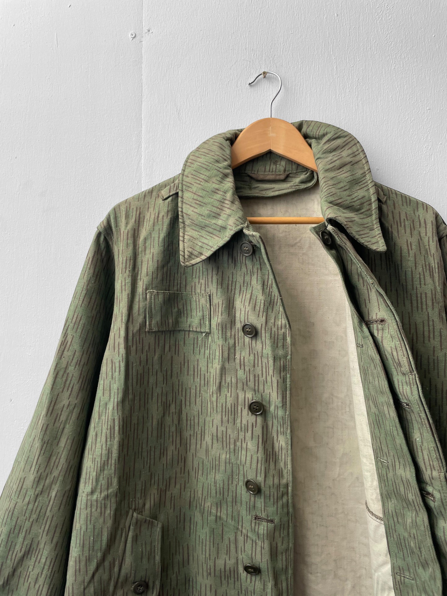 Vintage 60s Raindrop Camo Parka