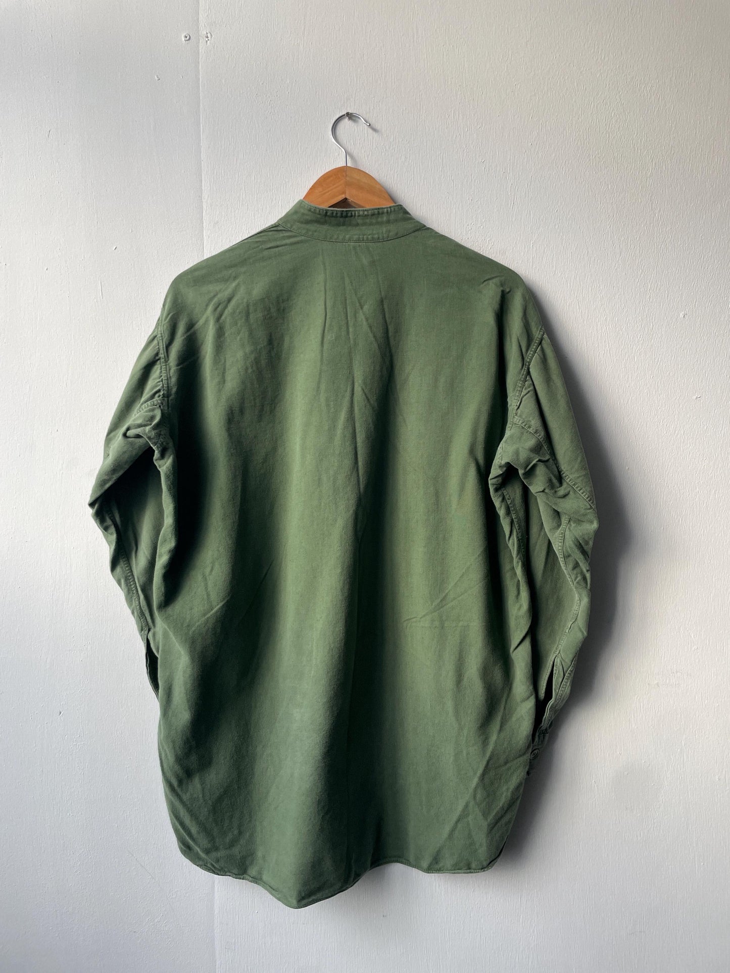 Rare Vintage M55 Button-Over Collar Smock Shirt