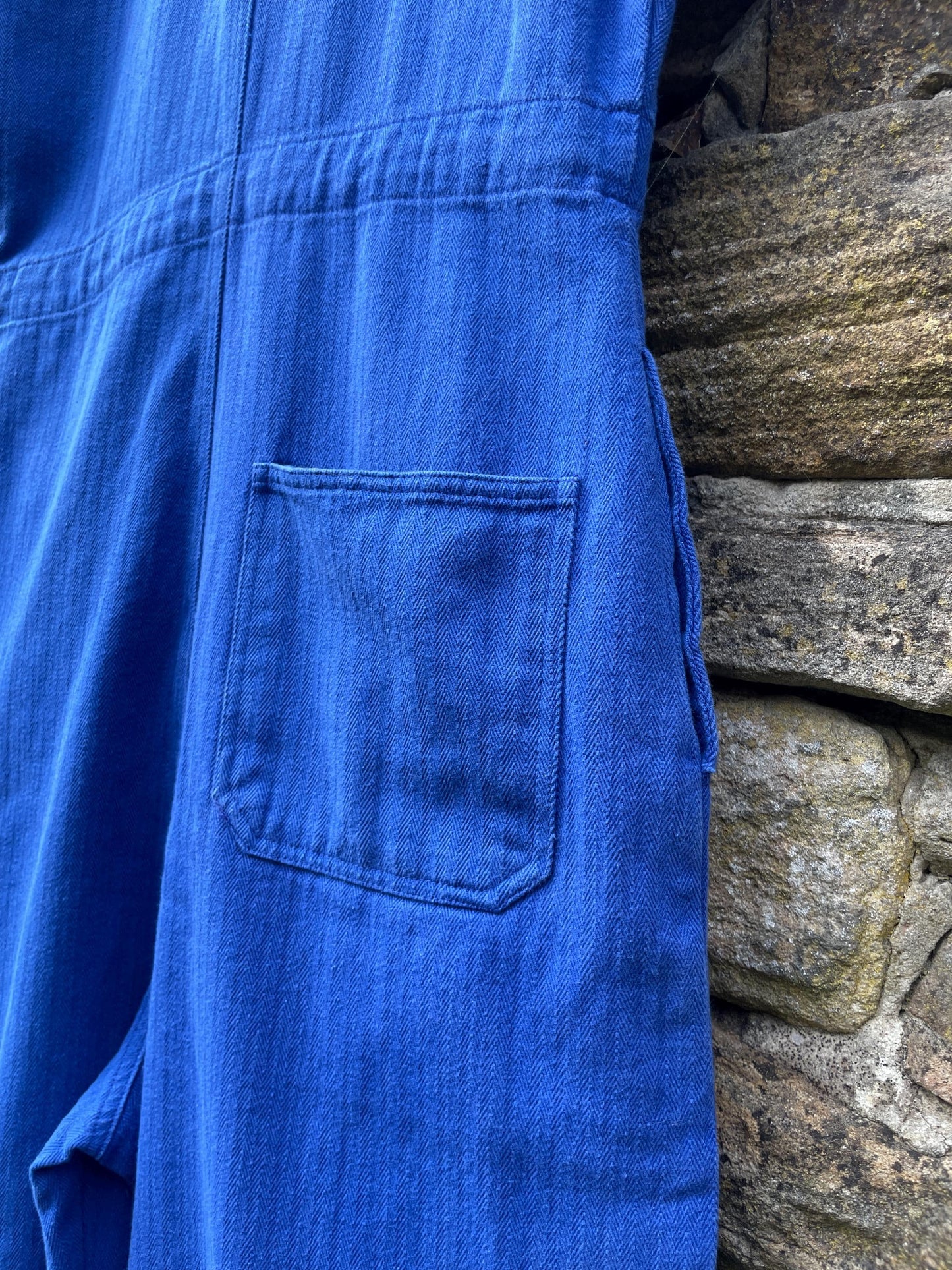 d548f739-8b37-41d2-af6c-f95e6abc740b