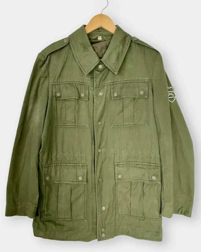 Chaqueta de campo militar vintage de satén de algodón