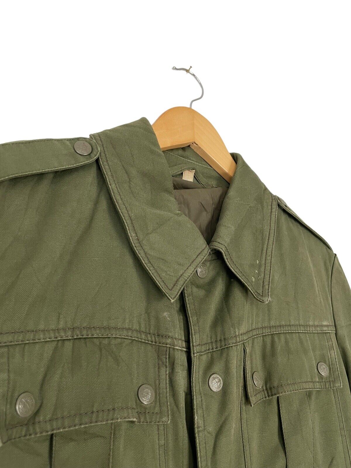 Chaqueta de campo militar vintage de satén de algodón